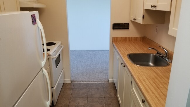 Photo - 3663 W 16th Ave