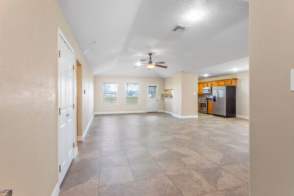 Photo - 509 Teal Dr