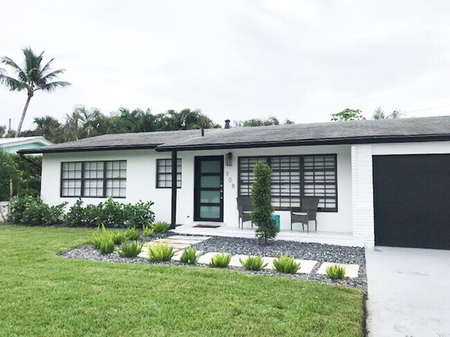 Photo - Furnished Short Term Rental - 108 NE 19th St