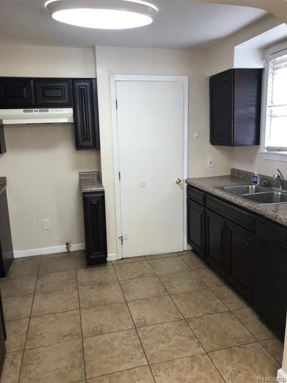 Photo - 7535 Republic Ave