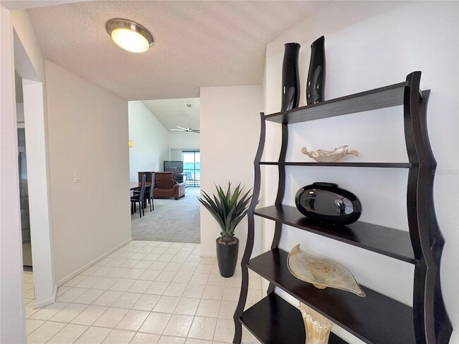 Photo - 715 Magnolia Pl