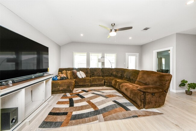 Photo - 31711 Melkridge Rd