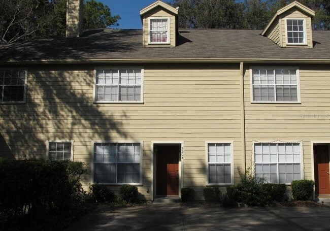 Building Photo - 5205 SW 97th Dr