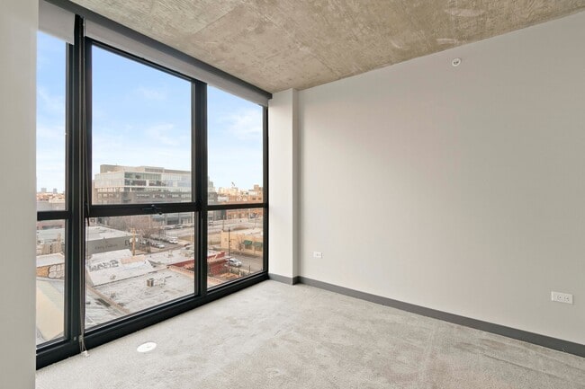 Photo - 147 N Ada St