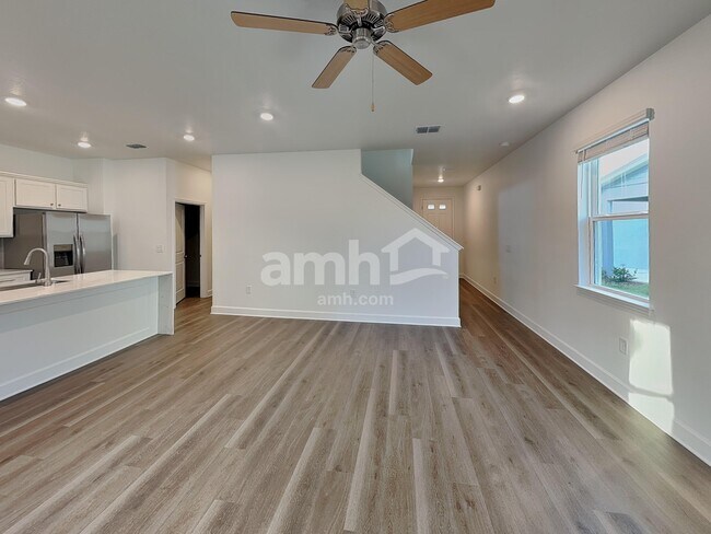Photo - 16508 Cheyanne Ct