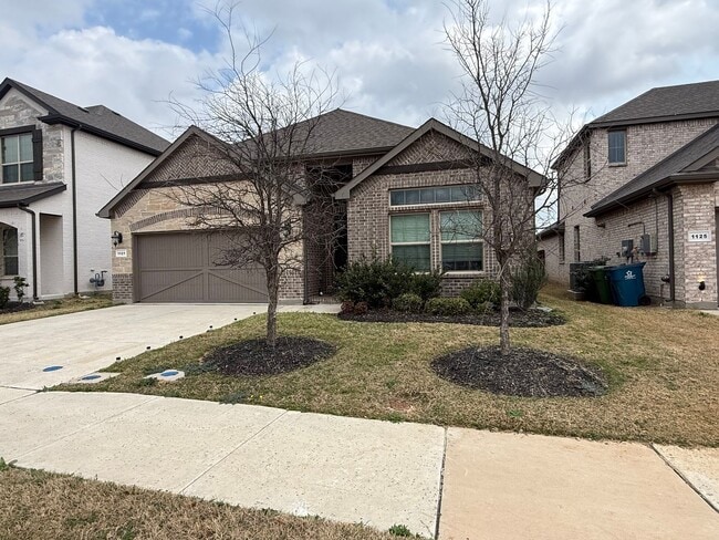 Photo - 1121 Knightsbridge Rd