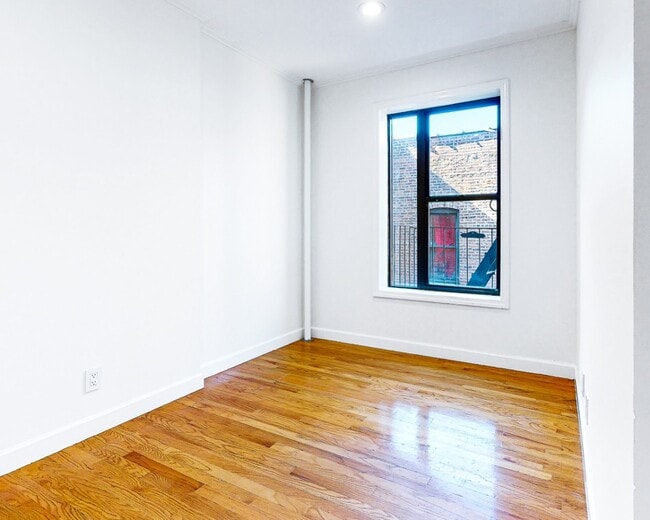 Photo - West 147th Street Unit 8