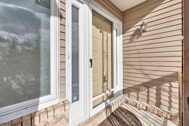 Photo - 48 Edgefield Dr