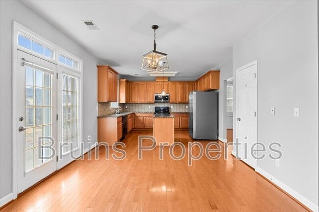 Photo - 4612 Dry Creek Ct