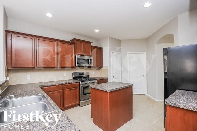 Photo - 1112 Kaufman Rd