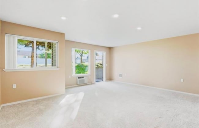 Photo - 22855 E Country Vista Dr