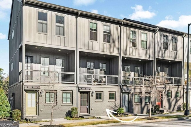 Building Photo - Beautiful West Midtown Townhome Available Now