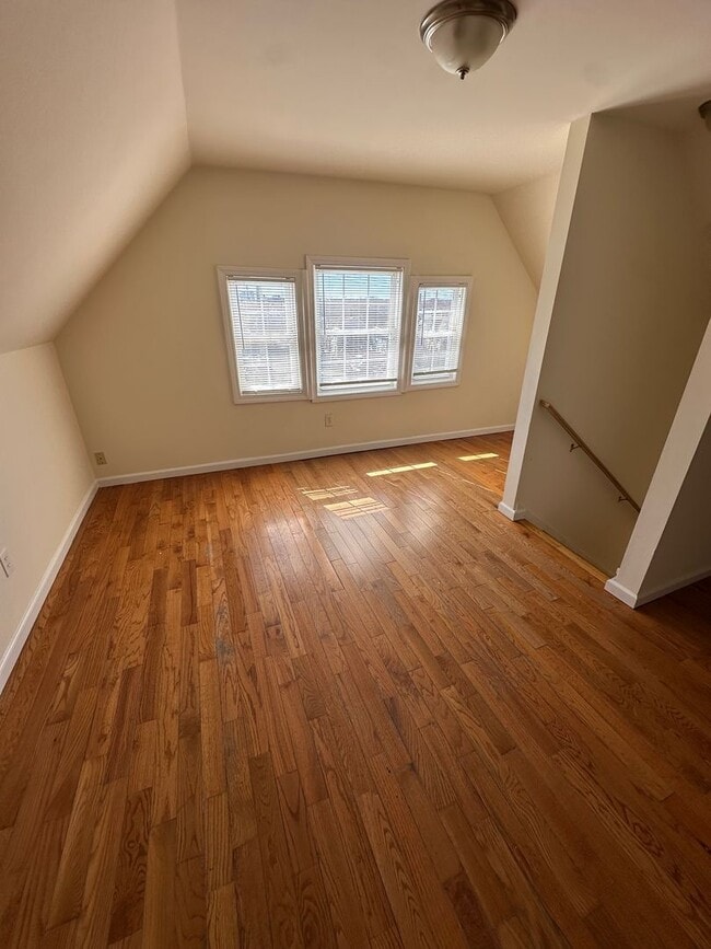 Photo - 126 James St Unit 126 3rd