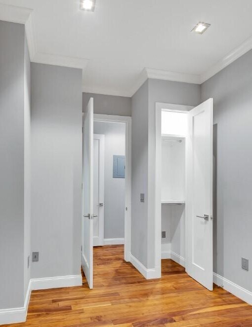 Photo - 329 E 58th St Unit A