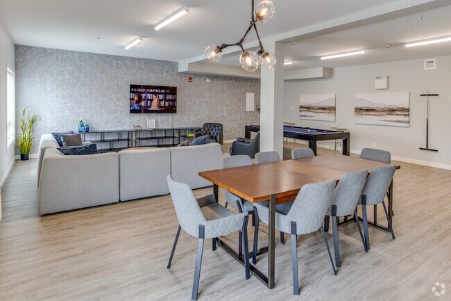Amenity Room B
