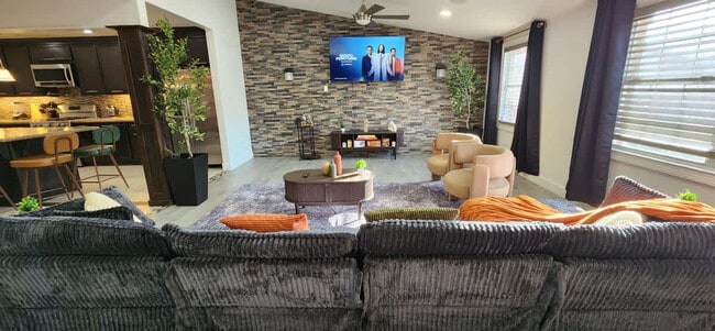 Building Photo - 3603 Zoch Ln Unit ID1429784P