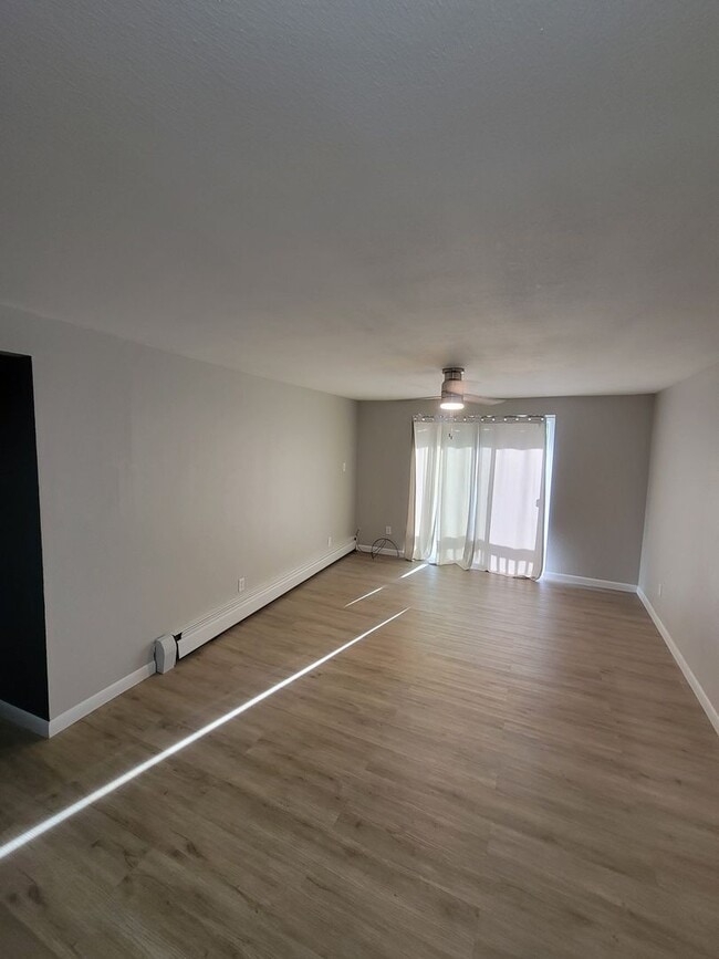 Photo - 1302 S Parker Rd