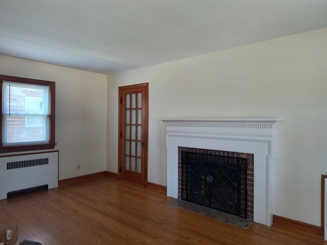 Photo - 6014 43rd St