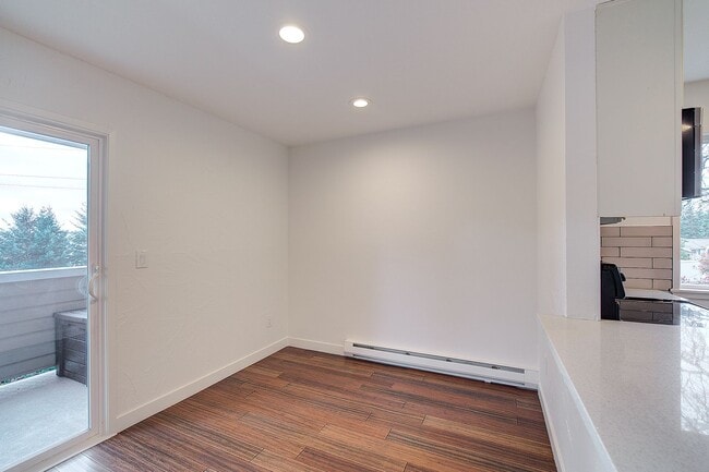 Photo - 2bd/1ba Kirkland Condo Unit G201