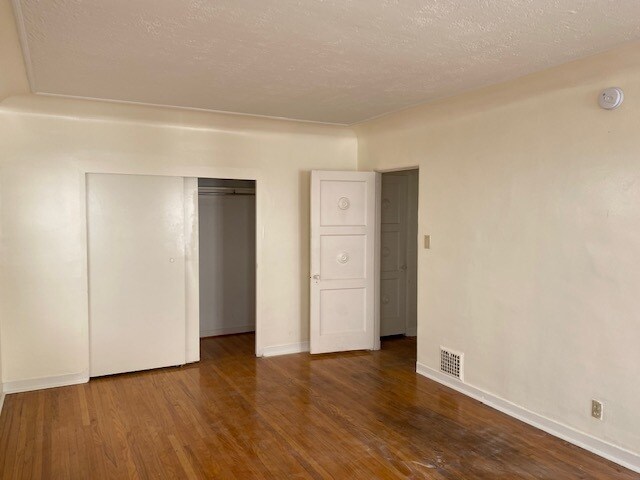 Photo - 1031 S Shenandoah St Unidad NA