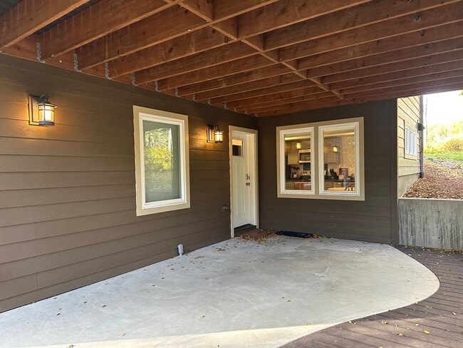 Photo - 4720 Craftsman Rd House