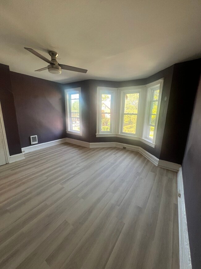 1809 Market St Unit 2