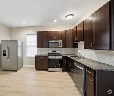 Building Photo - 4120 W Cullerton St Unit 2 Rental