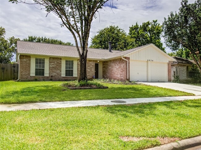 Photo - 6834 Harpers Dr