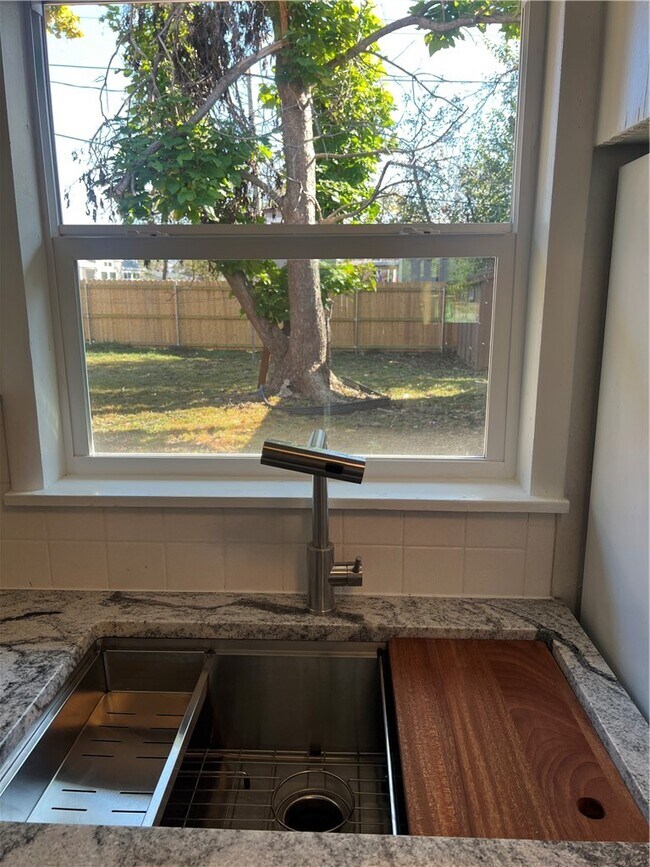 Photo - 737 N 12th St Unit B
