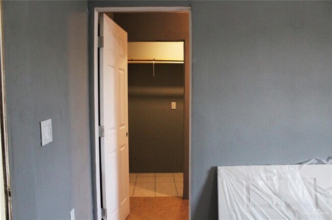 Photo - 13 Arboledas Dr