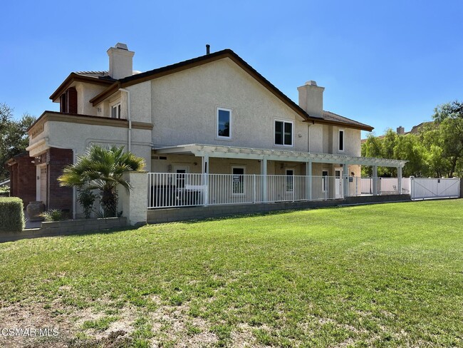Photo - 29160 Oakpath Dr House