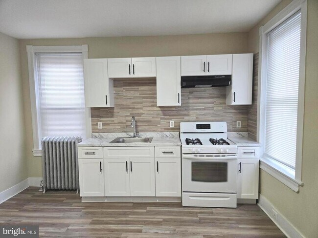 Photo - 5222 Catharine St Unit 2ND FL