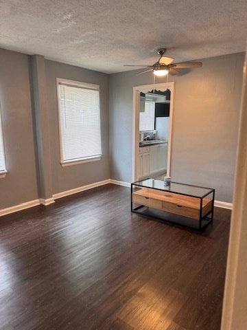 Photo - 634 W 41st St