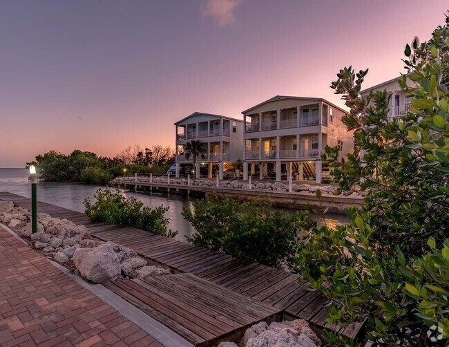 Building Photo - Tarpon Harbour Rental