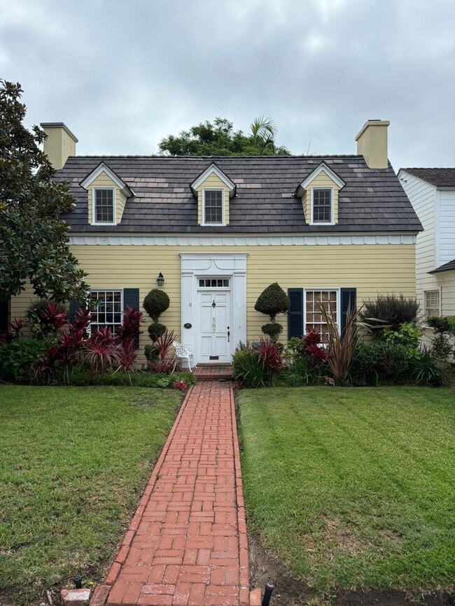 Charming Cape Cod Home | Hardwood Flooring - Charming Cape Cod Home | Hardwood Flooring