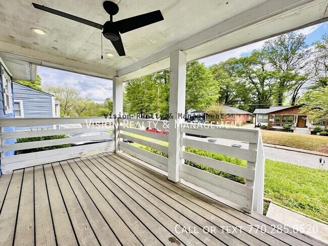 241 Maple St