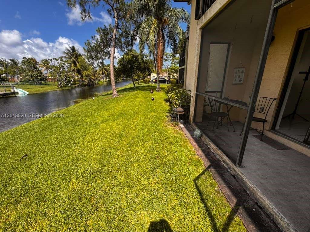 Photo - 9333 NW 1st Ct Unidad 104