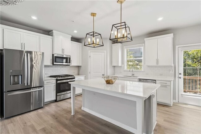 Photo - 6504 Brooklake Ct SE