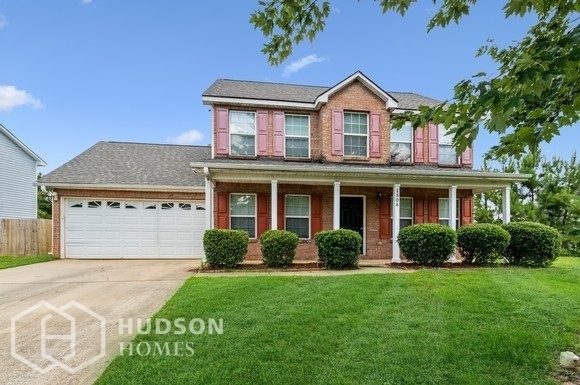 SELF TOUR NOW! - 1506 Locomotive Dr NE, Co... - SELF TOUR NOW! - 1506 Locomotive Dr NE, Co... House