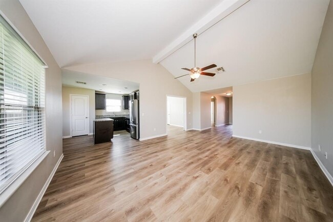 Photo - 821 NW 5th St