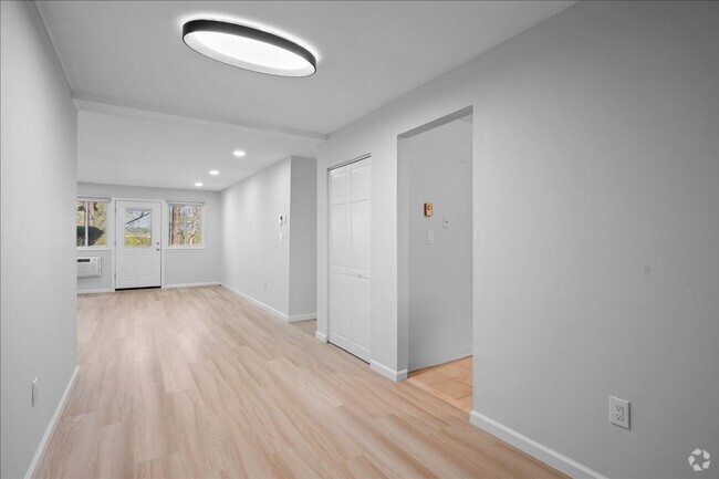 Building Photo - Woodland Hills Building C Unit 312 Rental