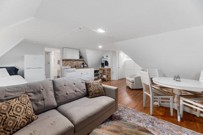 Photo - 804 N Perry Ave Unidad B studio