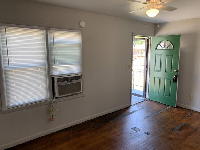 Photo - 3228 NE 16th St