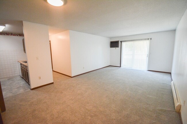 Photo - Main floor 2br condo steps from the Douglas Trail! Unit F105