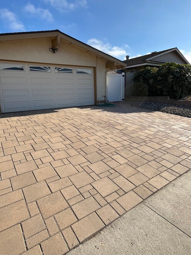 8496 Roswell St House House Rental in Ventura, CA