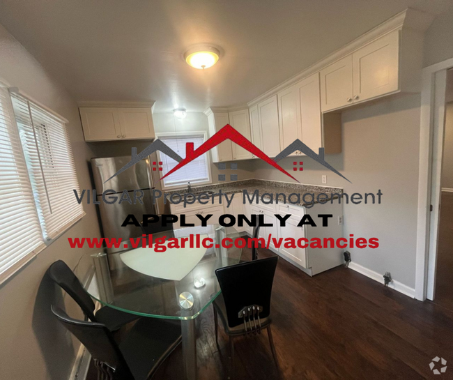 Building Photo - THIS IS IT! 4 Bed | 2 Bath | Bonus Room | ... Rental