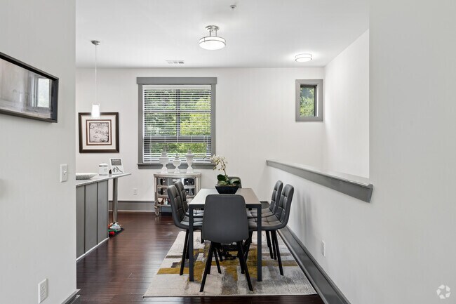 3BR, 2.5BA - 1,645SF - Dining Room
