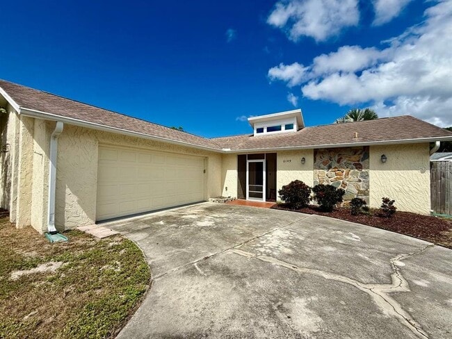 Photo - 6149 Staunton Dr