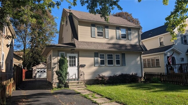136 Weston Rd