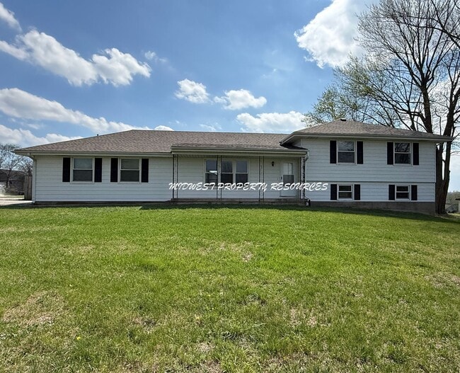 Building Photo - Spacious 3 Bedroom Home with Finished Lower Level & Large Fenced Yard